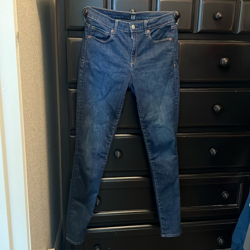 Gap size 29 true skinny